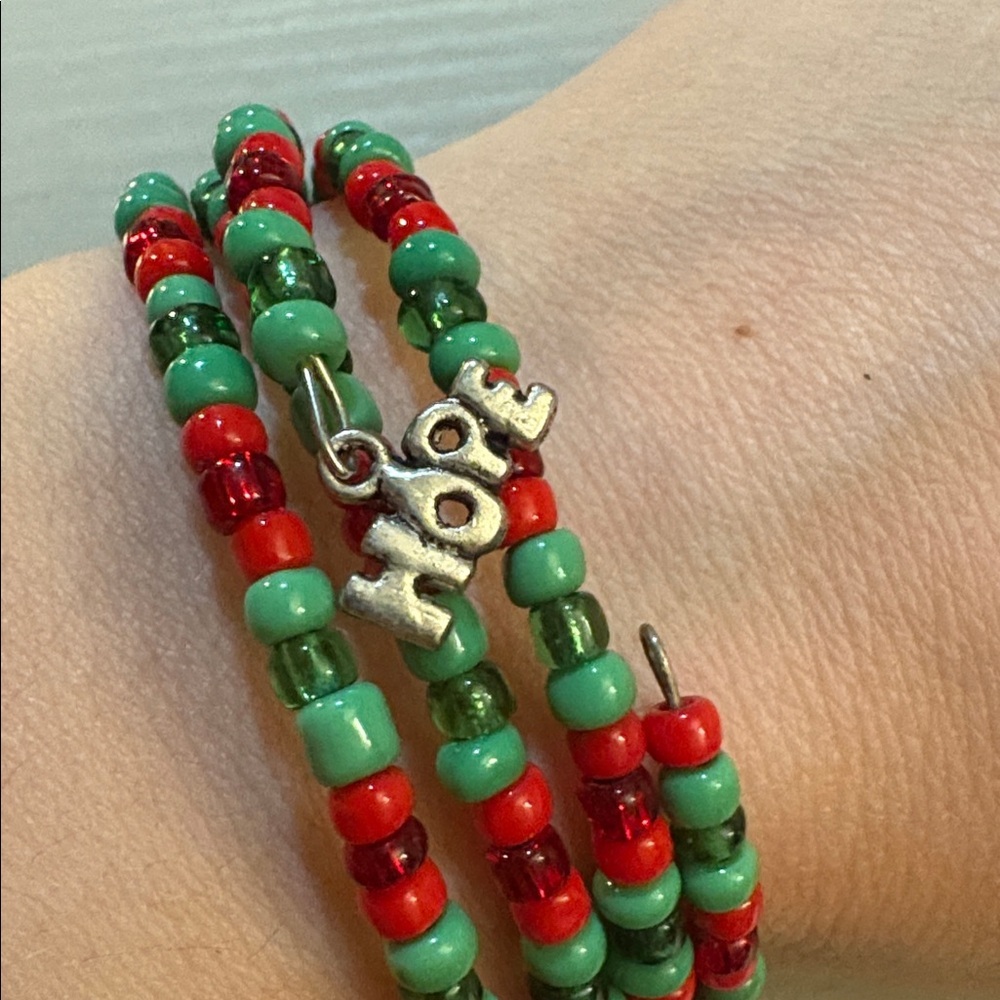 Colorful Beaded Bracelet adjustable - Picture 3 of 3